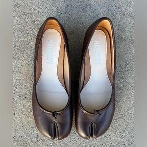 Raboesy Tabi Brown Ballet Flats